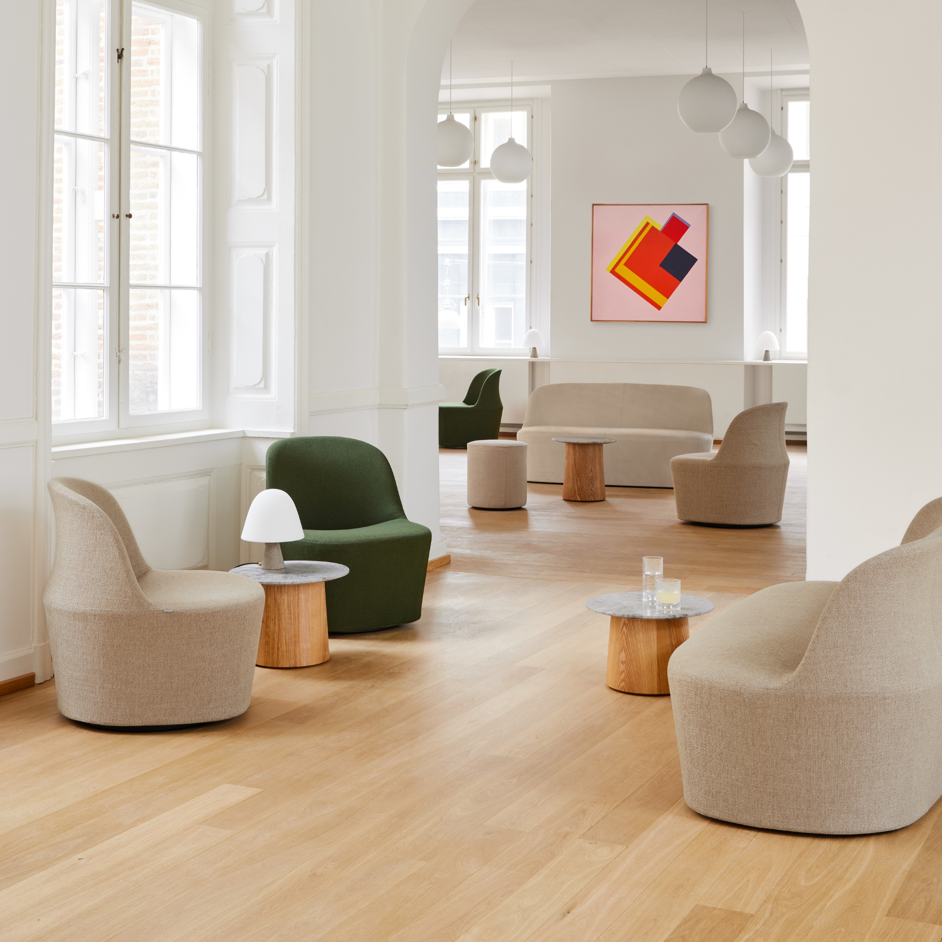 Niveau Coffee Table